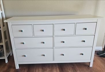 White 8-Drawer Dresser with Teal Knobs