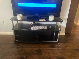 Free tv Stand