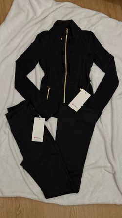 Lululemon define flare set