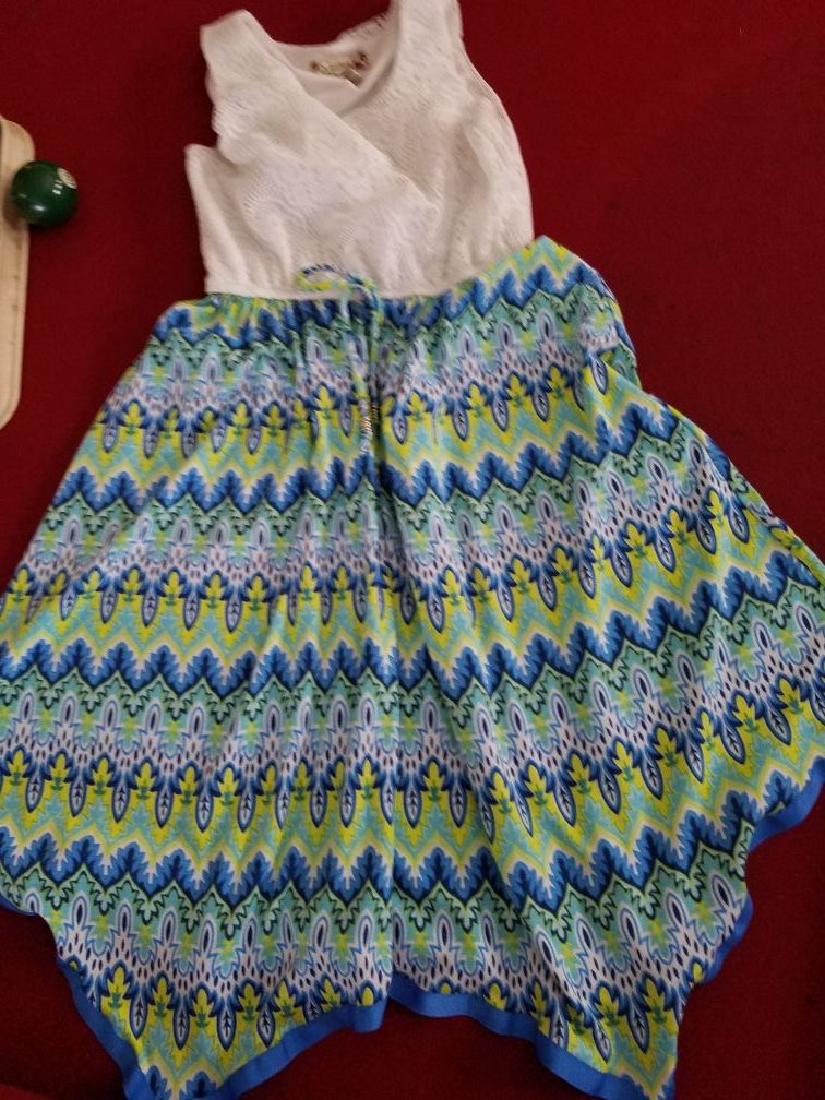 Girls size 14 Easter dress $8