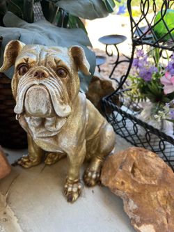 BULL DOG DECORATION