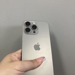 iPhone 15 Pro Max Unlocked 256 GB 