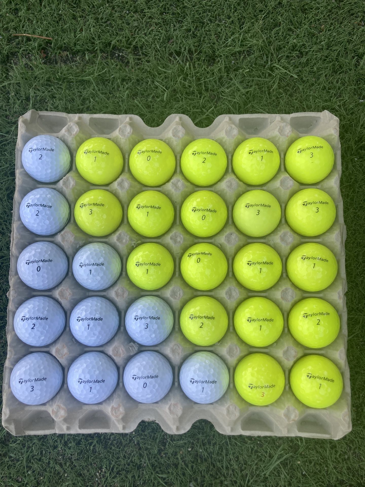 30 Golf ⛳️ Balls Taylor Made Speed Soft