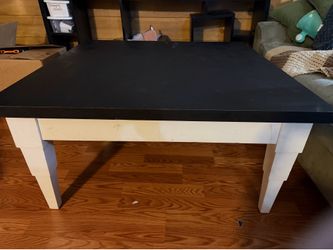 Farmhouse Style coffee table