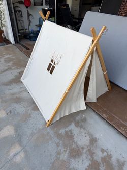 Pottery Barn Kids Teepee Play Tent