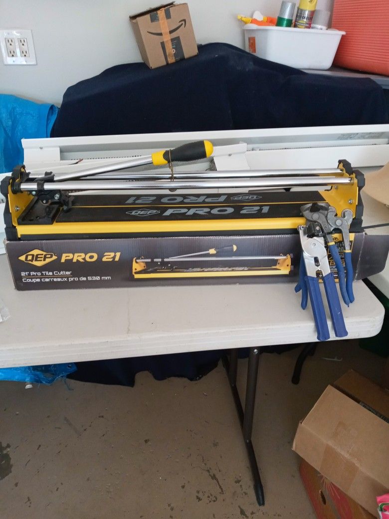 QEP Pro 21 Tile Cutter w Snips