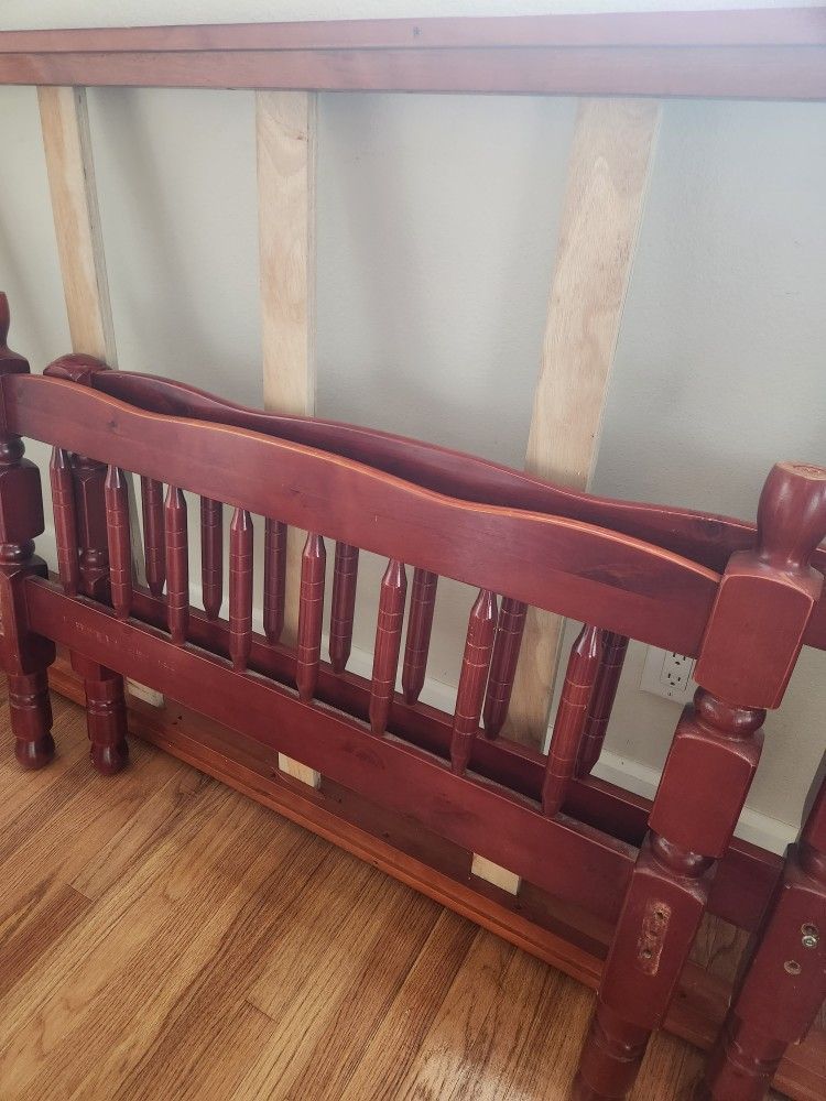 Litera/ Bunk Bed