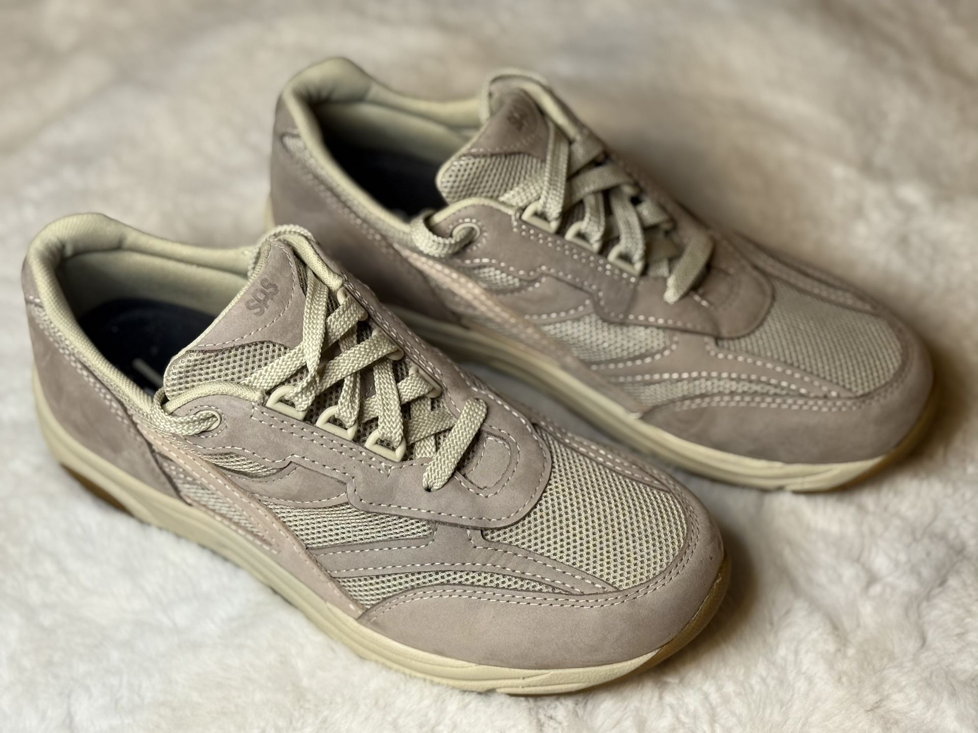 SAS Tour Leather & Mesh Taupe Sneakers