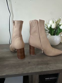 Aldo nude block heels size 8.5