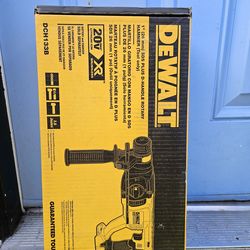 NUEVO DEWALT XR ROTARY HAMMER TOOL ONLY