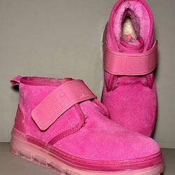 UGG Neumel Clear Pink, Size 6 NWOT