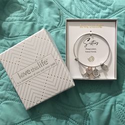 Love This Life Sisters Bracelet /charm