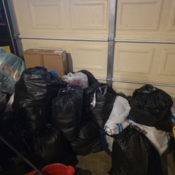 Lots Of Used Women & Kids Clothes/shoes