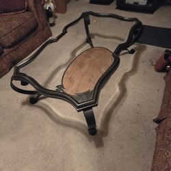 Wrought Iron Glasstop Coffee Table, End Table, &  Lamps (Vintage) 