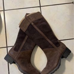 Women’s timberland boots size 9.5