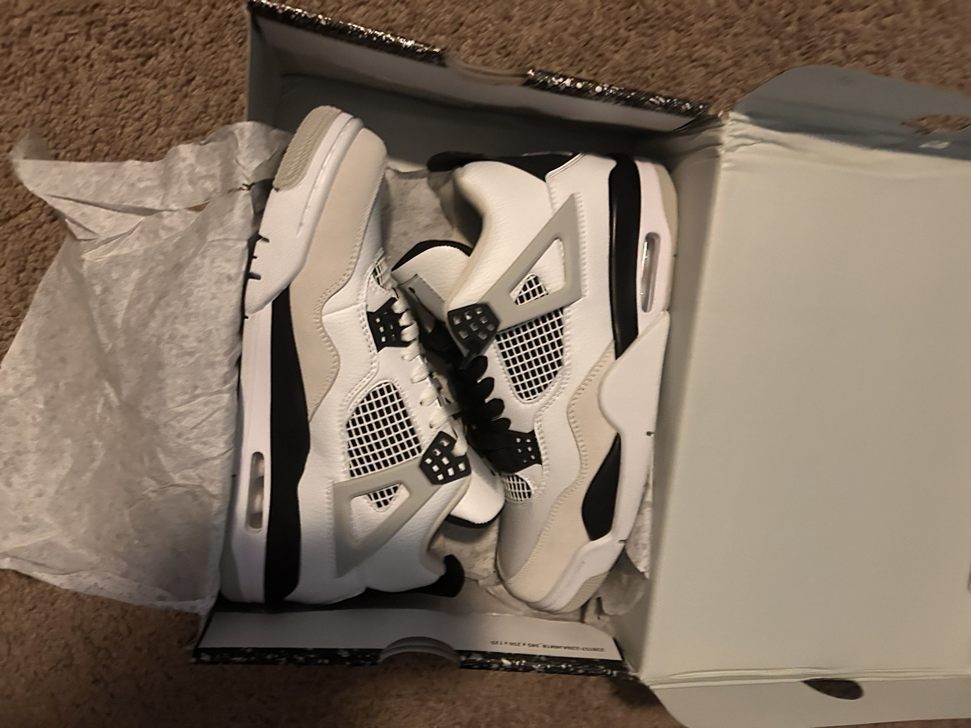 Jordan 4 Military Black 