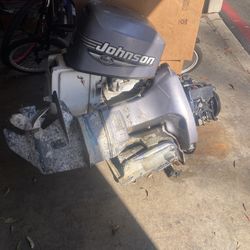 Outboard Engines Johnson 