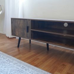 Media Console