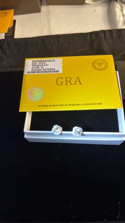 GRA Certified 0.5ct Moissanite Cushion Cut Halo Stud Earrings 5.0mm