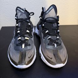 Nike React Element 87 Anthracite Black Size 4