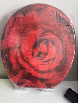 Brand New Red Rose Toilet Seat - Soft Close