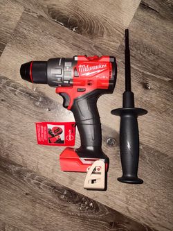 Milwaukee M18 Fuel 1/2 Hammer Drill/Driver