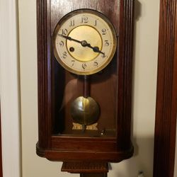 Antique wall clock with key  NEED GONE