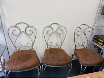 Dining chairs/ side chairs
