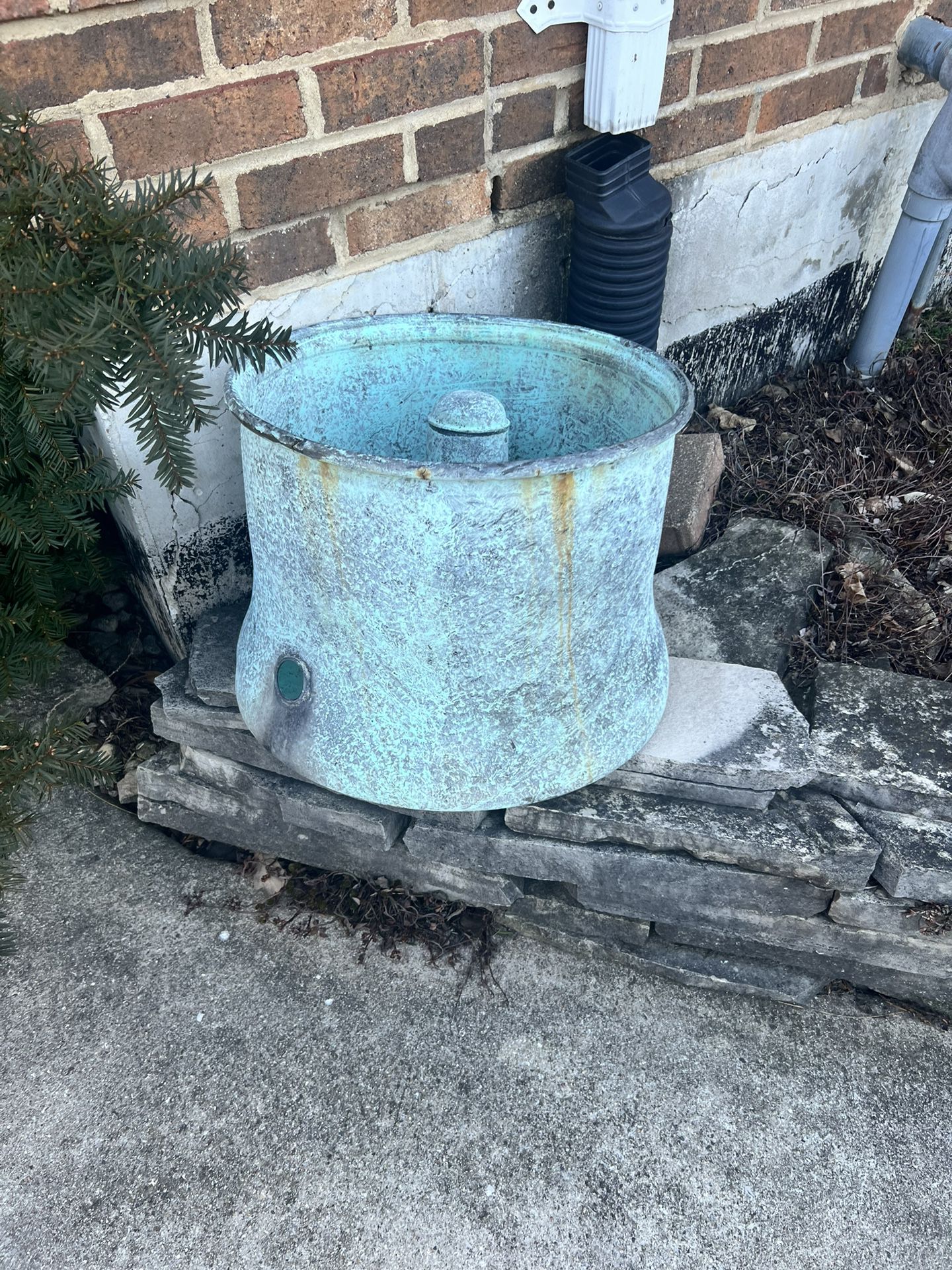 Copper Hose Reel/planter for Sale in Elmhurst, IL - OfferUp
