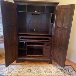 Computer office at home setup 
