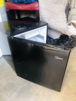Mini Fridge
