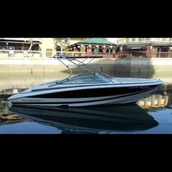 2004  Regal 2200 Bow Rider,