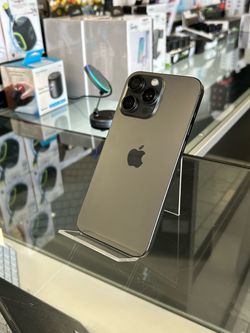 iPhone 15 Pro Max 256GB AT&T or Cricket