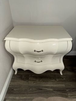 Elegant White Curved 2-Drawer Nightstand / Accent Chest