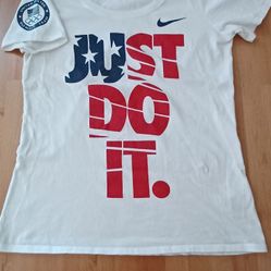 New Nike United States Olympic T Shirt Women's Small 