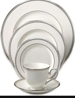 Lennox Pearl Platinum China, 5 piece place setting