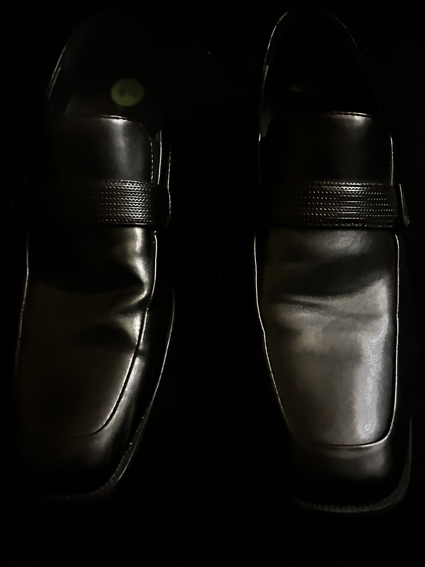 Perry Ellis Mens Black Loafers