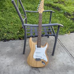 Electric Guitar 🎸. Full Size 