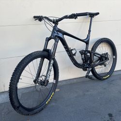 Giant Reign Advanced Pro 2 (I9,AXS,ENVE)