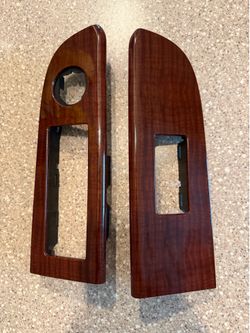 07 Jeep Grand Cherokee Front L and R door  control panel cover