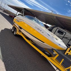 2004 Monterey 233 Explorer