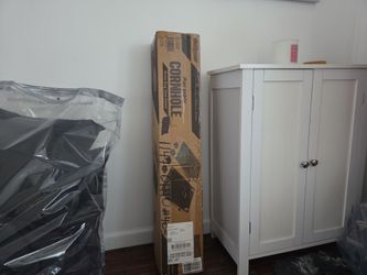 Brand new portable cornhole set