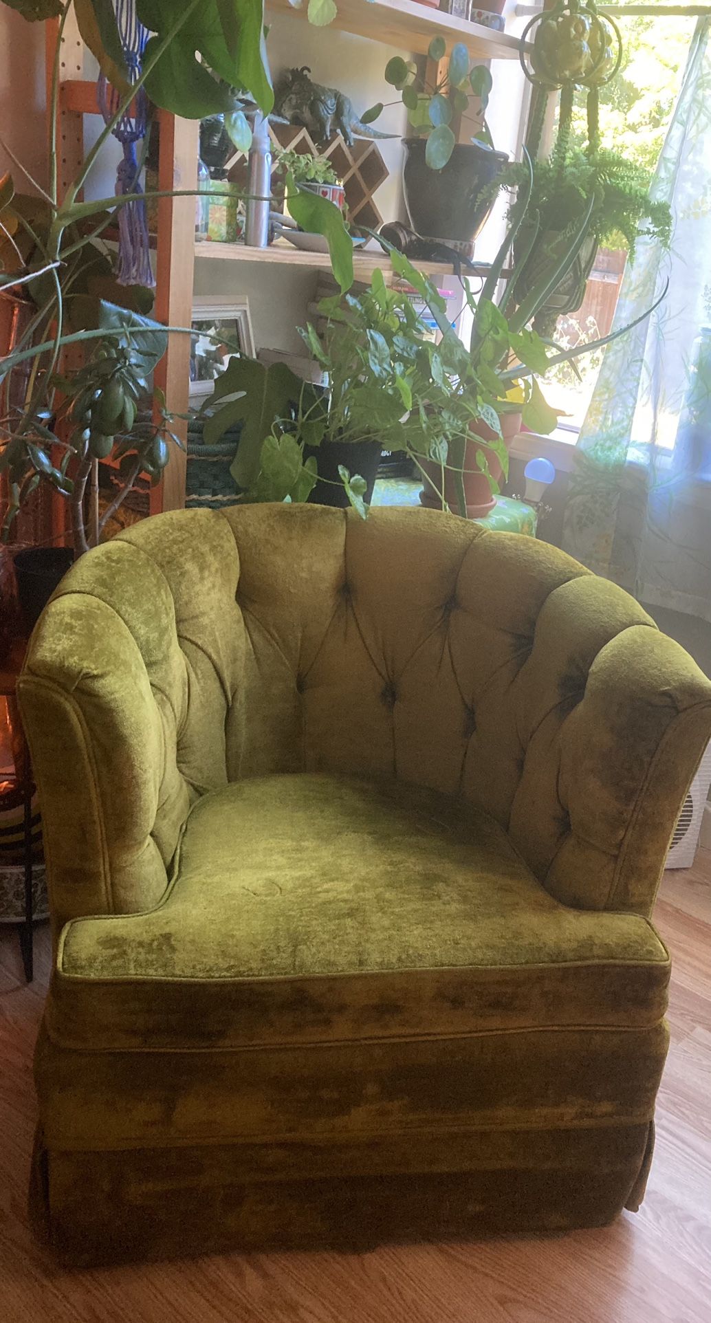 Vintage Mid Century Modern Olive Green  Barrel Chair