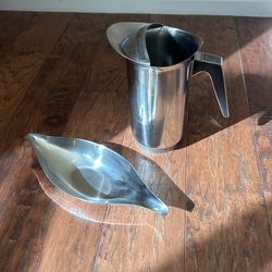 Pitcher And Accent Piece