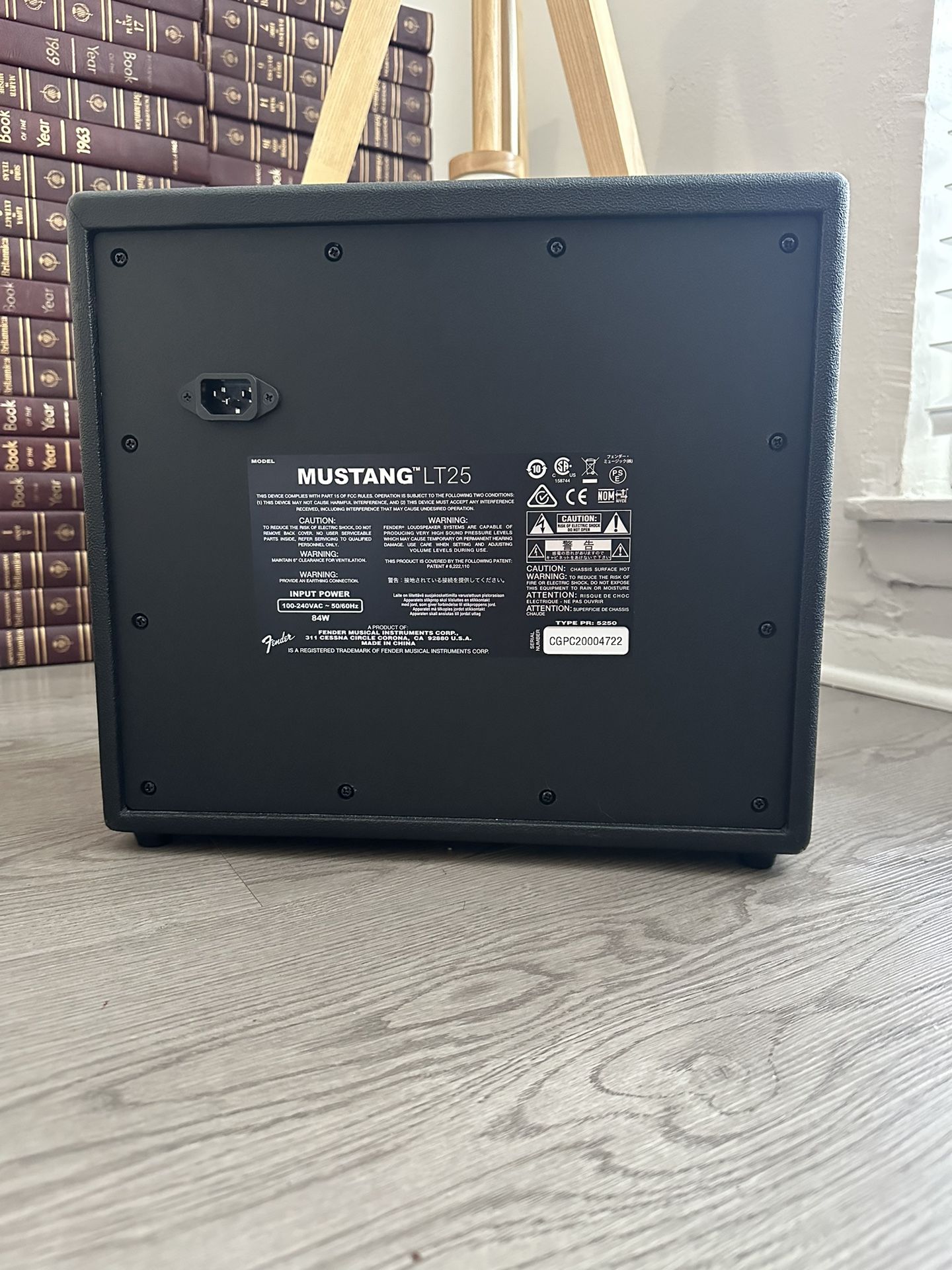 Fender Mustang Lt25 Amp for Sale in Tampa, FL OfferUp