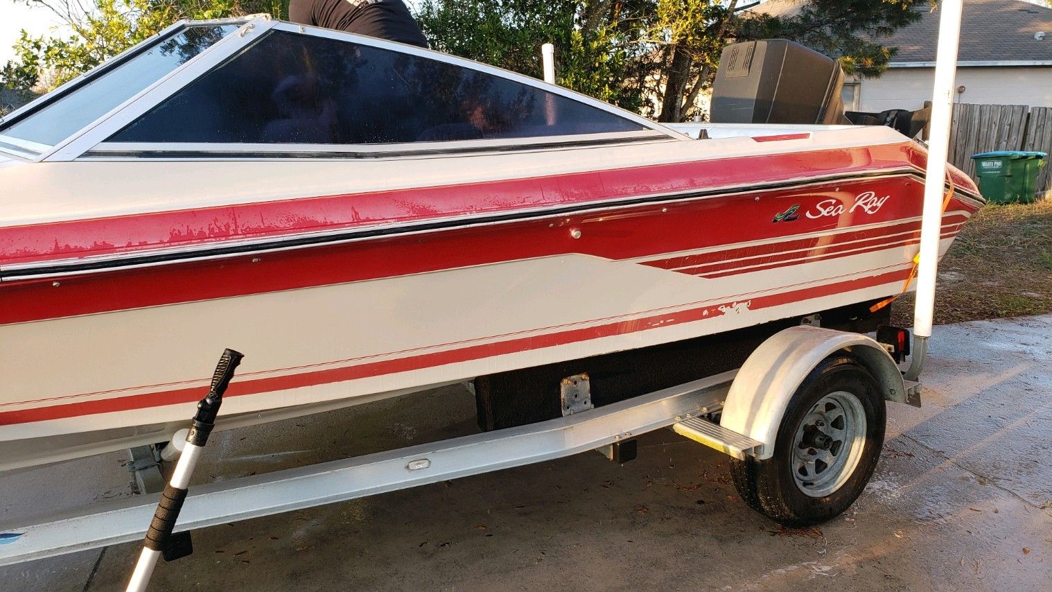 19' Sea Ray