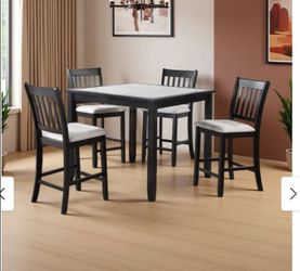 Comedor alto Used ((Pharr))
