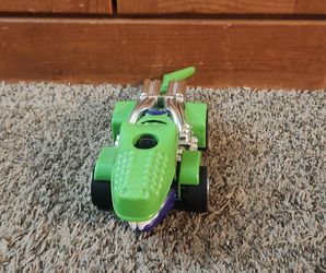 Dinosaur toy