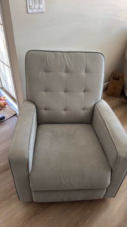 Nursing chair