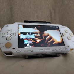 PSP Modded With Games Digital
